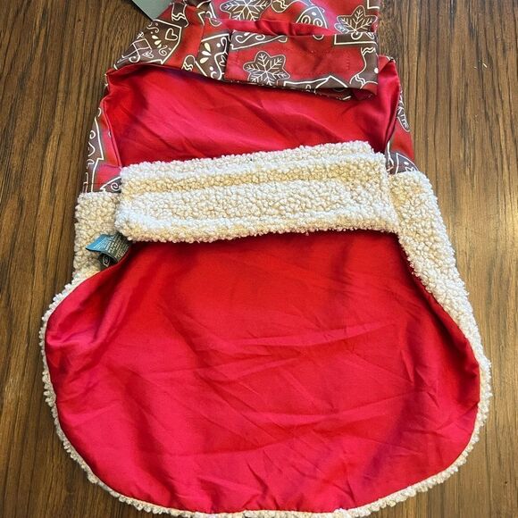 Paw and Tail fleece Dog winter jacket eat w gingerbread as men and houses. NWT - Picture 3 of 6